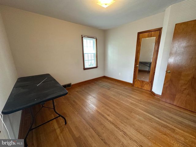 1204 VIRGINIA AVE, Hagerstown, MD 21740