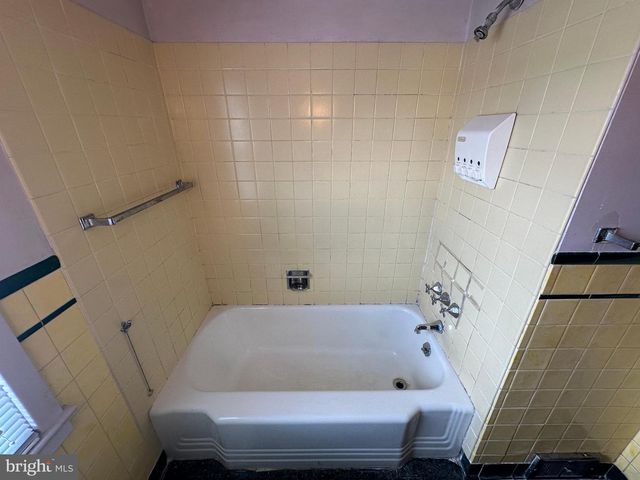 1204 VIRGINIA AVE, Hagerstown, MD 21740