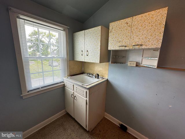 1204 VIRGINIA AVE, Hagerstown, MD 21740