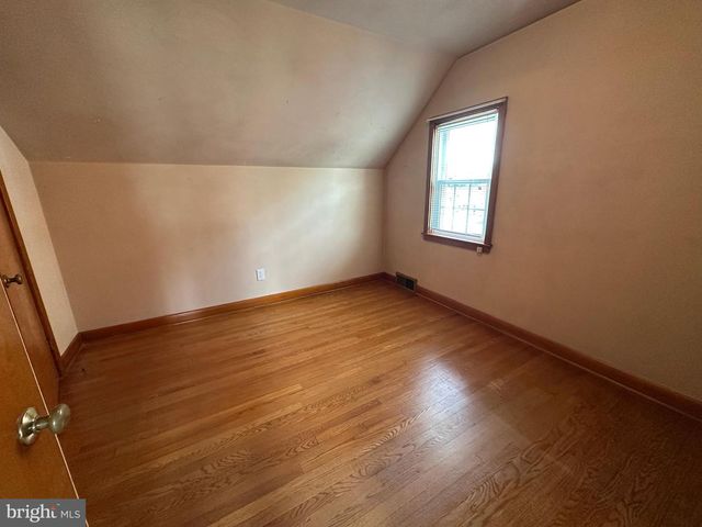 1204 VIRGINIA AVE, Hagerstown, MD 21740