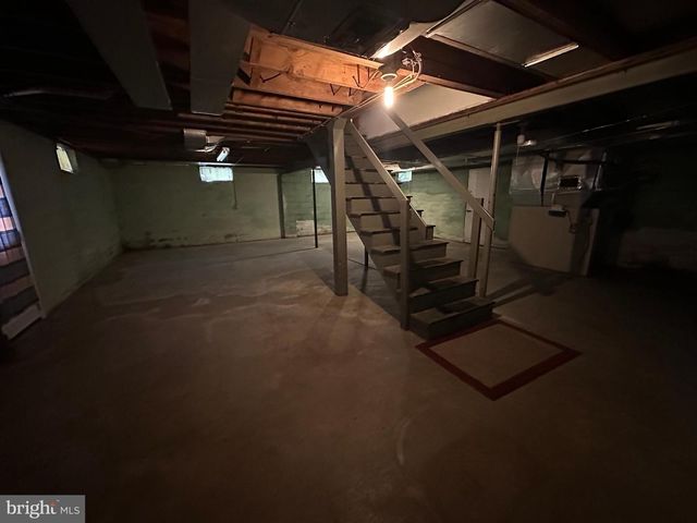 1204 VIRGINIA AVE, Hagerstown, MD 21740
