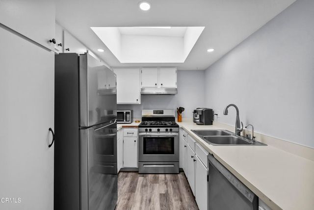 5206 Longfellow Way, Oxnard, CA 93033