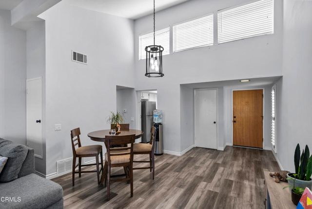 5206 Longfellow Way, Oxnard, CA 93033