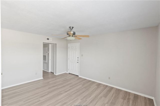 2815 Cypress Bend Circle B, Bryan, TX 77801