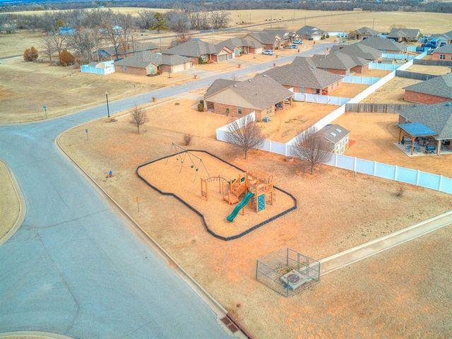 1687 Bloomington Court, Newcastle, OK 73065