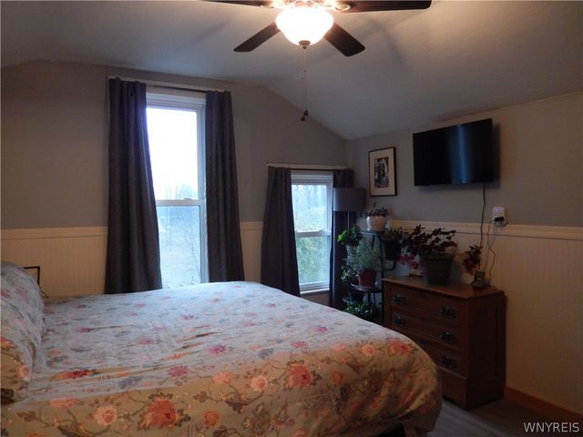 420 Pleasant Avenue, Hamburg, NY 14075