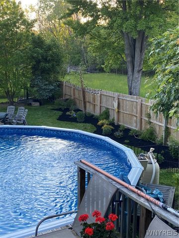 420 Pleasant Avenue, Hamburg, NY 14075