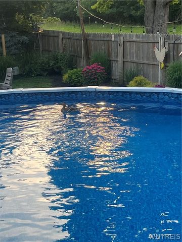 420 Pleasant Avenue, Hamburg, NY 14075