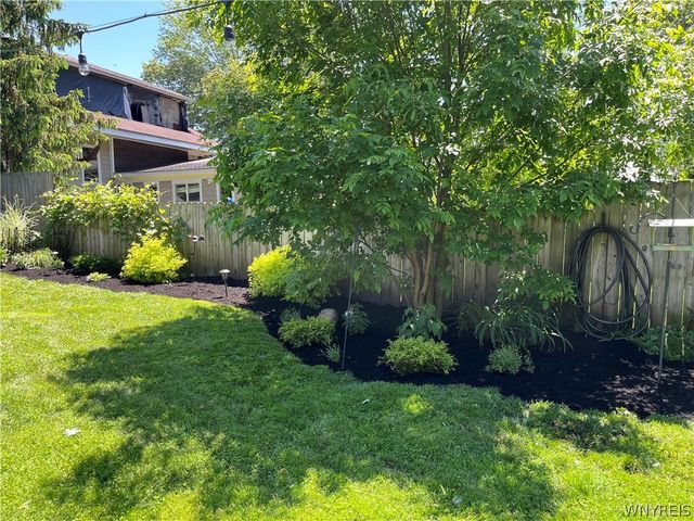 420 Pleasant Avenue, Hamburg, NY 14075