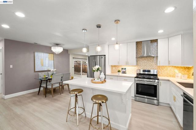 4234 4234 Chapman Way, Pleasanton, CA 94588