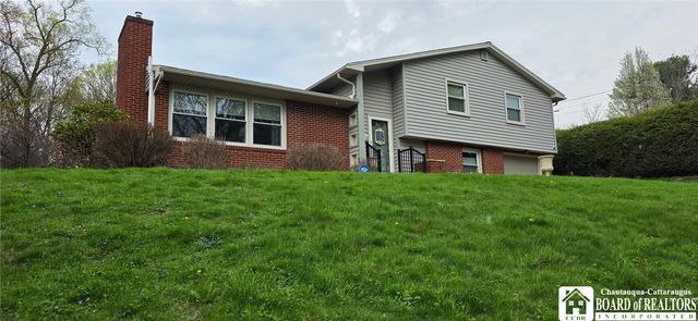 11 Alfred Street, Jamestown, NY 14701