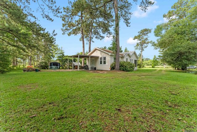 26600 George White Rd, Holden, LA 70744