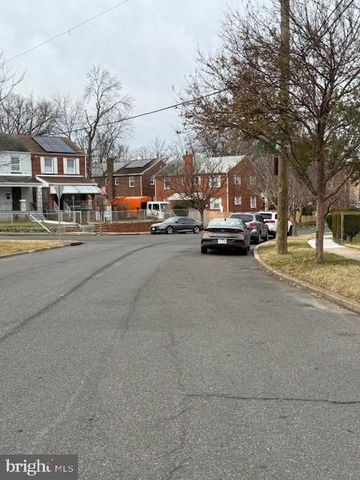 1830 T ST SE, Washington, DC 20020