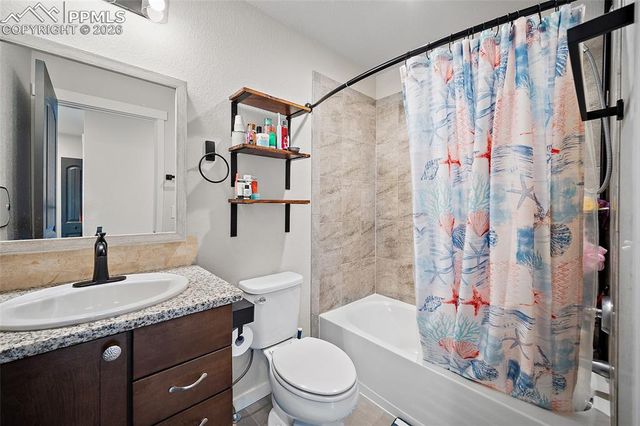 7227 Berrybrook Lane, Colorado Springs, CO 80918