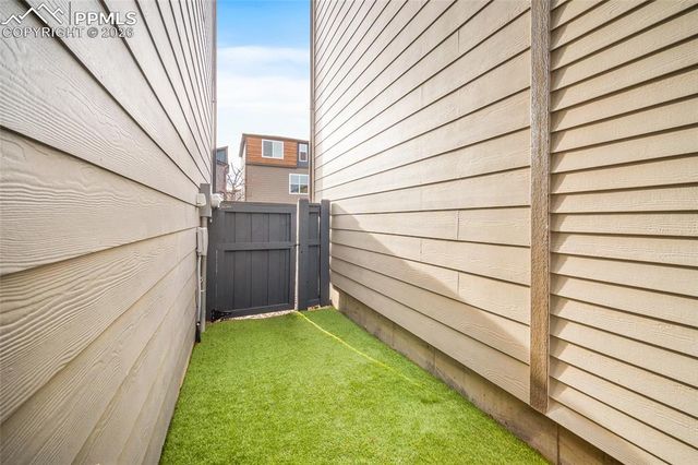 7227 Berrybrook Lane, Colorado Springs, CO 80918