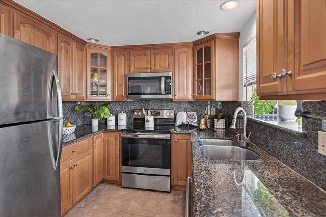 3673 S Bascom Avenue, Campbell, CA 95008