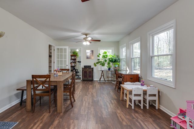 2555 N FLOWERING TREE CV N, Bartlett, TN 38134