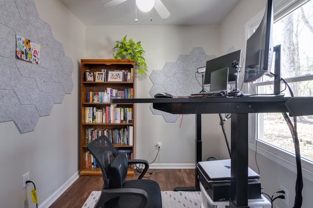 2555 N FLOWERING TREE CV N, Bartlett, TN 38134