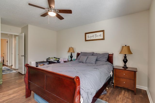 2555 N FLOWERING TREE CV N, Bartlett, TN 38134