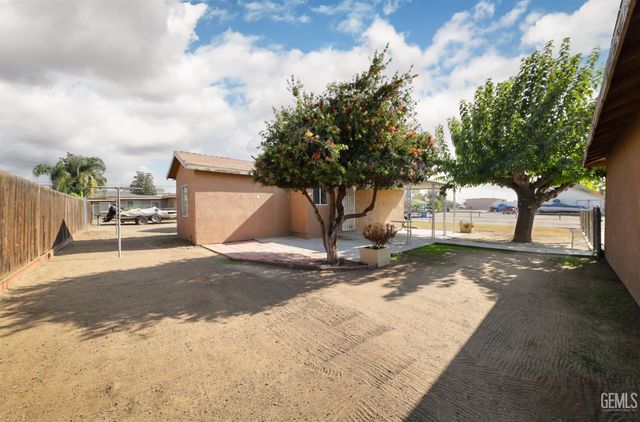 776 Butte Avenue, Arvin, CA 93203