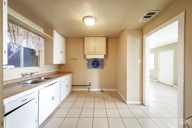 776 Butte Avenue, Arvin, CA 93203