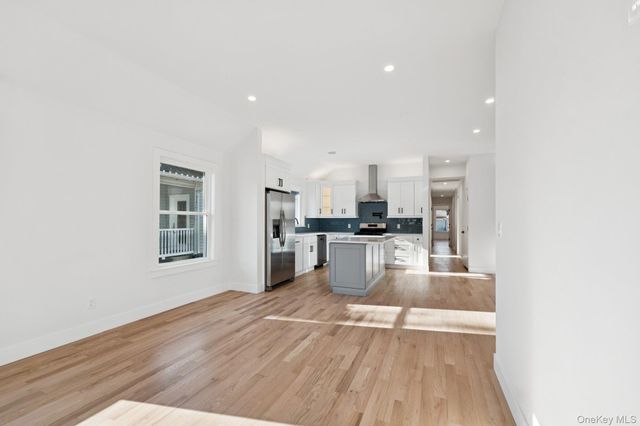 29 Grant Avenue, East Rockaway, NY 11518