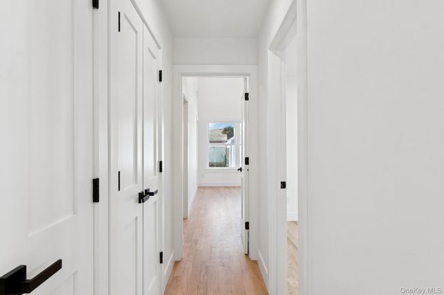 29 Grant Avenue, East Rockaway, NY 11518