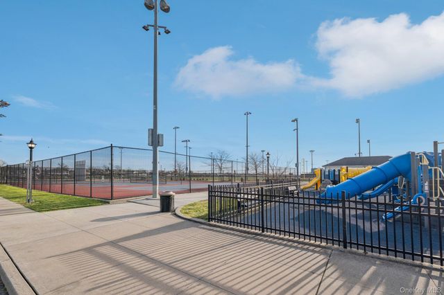 29 Grant Avenue, East Rockaway, NY 11518