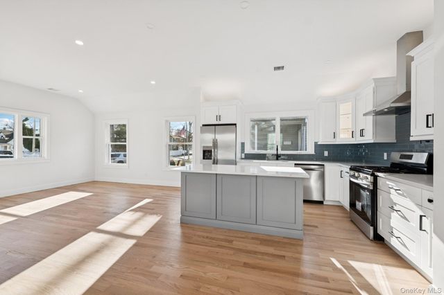 29 Grant Avenue, East Rockaway, NY 11518