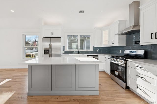 29 Grant Avenue, East Rockaway, NY 11518