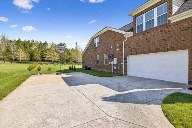 9710 Capstone Ct, Brentwood, TN 37027