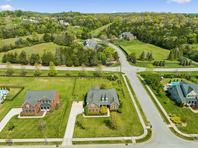 9710 Capstone Ct, Brentwood, TN 37027