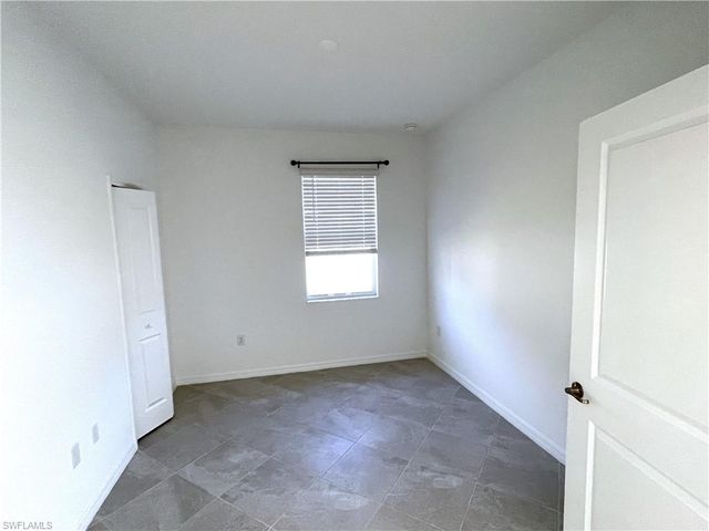 2007 Vermont LN, Naples, FL 34120