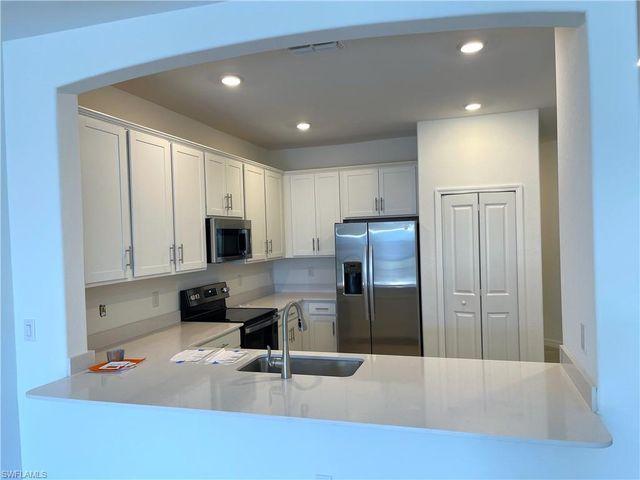 2007 Vermont LN, Naples, FL 34120