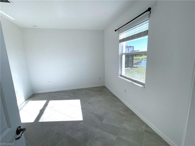 2007 Vermont LN, Naples, FL 34120