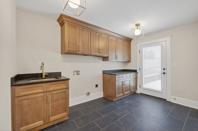 1129 Sharpe Ave, Nashville, TN 37206