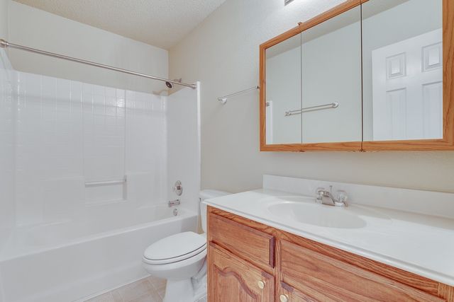 6529 Graceland Drive, Greenville, TX 75402