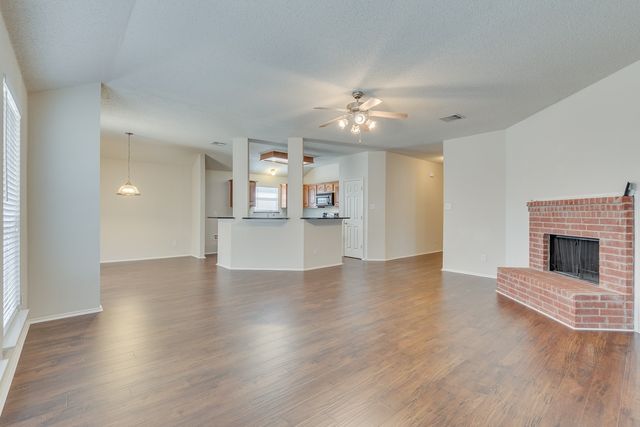 6529 Graceland Drive, Greenville, TX 75402