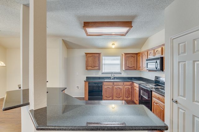 6529 Graceland Drive, Greenville, TX 75402