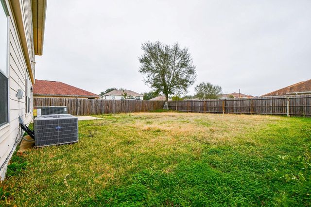 9641 Weldridge Drive, Sugar Land, TX 77498