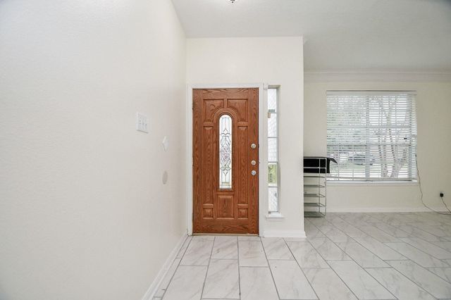 9641 Weldridge Drive, Sugar Land, TX 77498