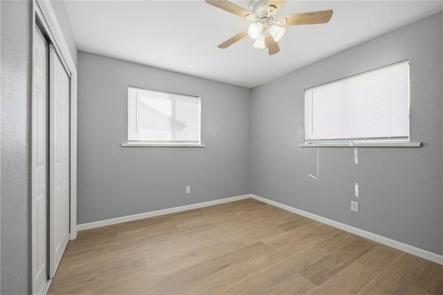 1733 Kern Dr, Corpus Christi, TX 78412