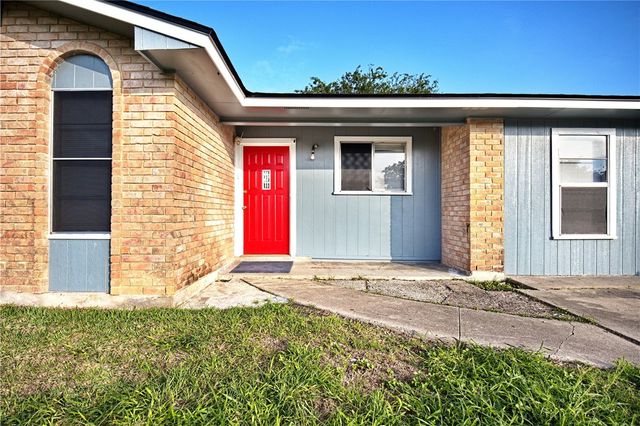 1733 Kern Dr, Corpus Christi, TX 78412