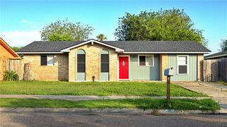 1733 Kern Dr, Corpus Christi, TX 78412