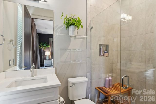 1708 Lombardy Circle A, Charlotte, NC 28203