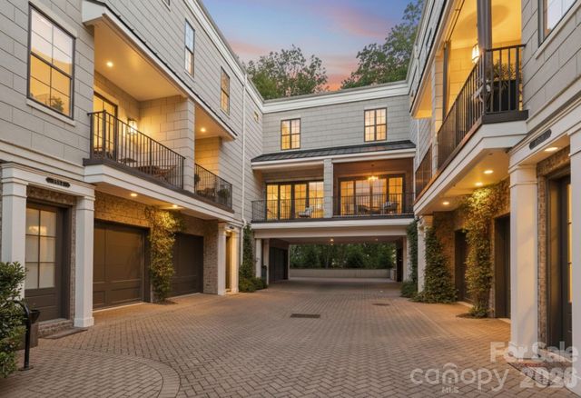 1708 Lombardy Circle A, Charlotte, NC 28203