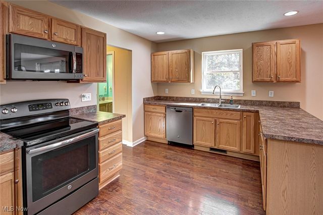 11768 Valley View Road, Northfield, OH 44067