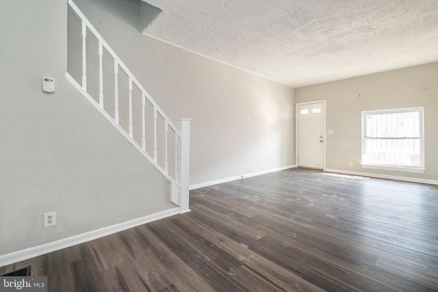 530 N CURLEY ST, Baltimore, MD 21205