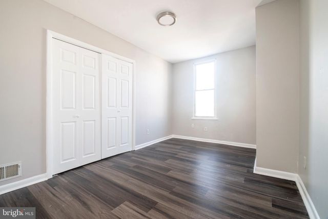 530 N CURLEY ST, Baltimore, MD 21205