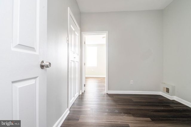 530 N CURLEY ST, Baltimore, MD 21205